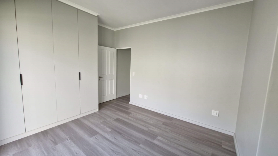 To Let 2 Bedroom Property for Rent in Capri Western Cape